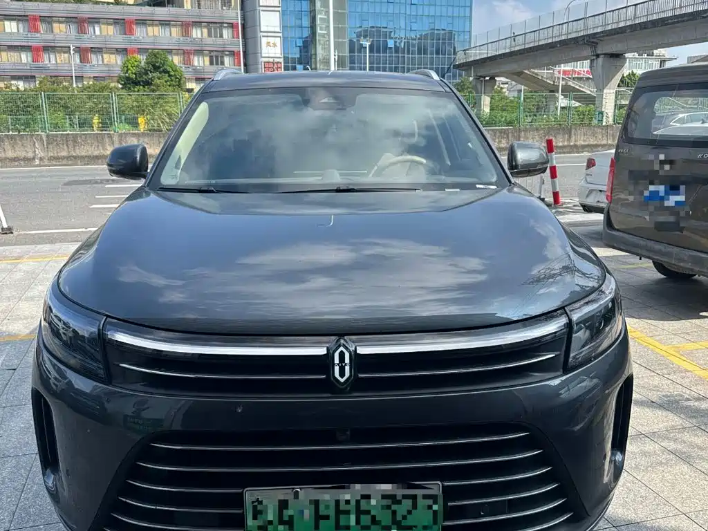 hongmeng-zhixing ask-the-world-m7