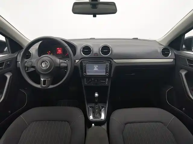 Volkswagen Jetta 2016 1.6L 25th Anniversary Edition — фото 5