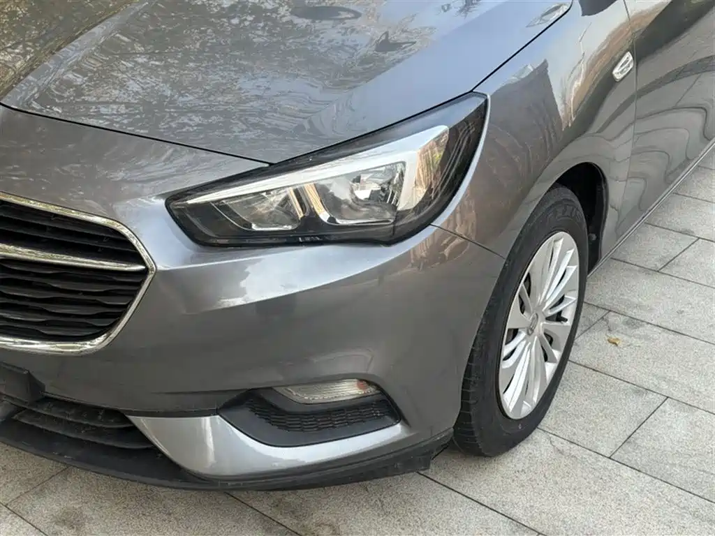 Buick Excelle 2018 15N CVT Elite фото 23