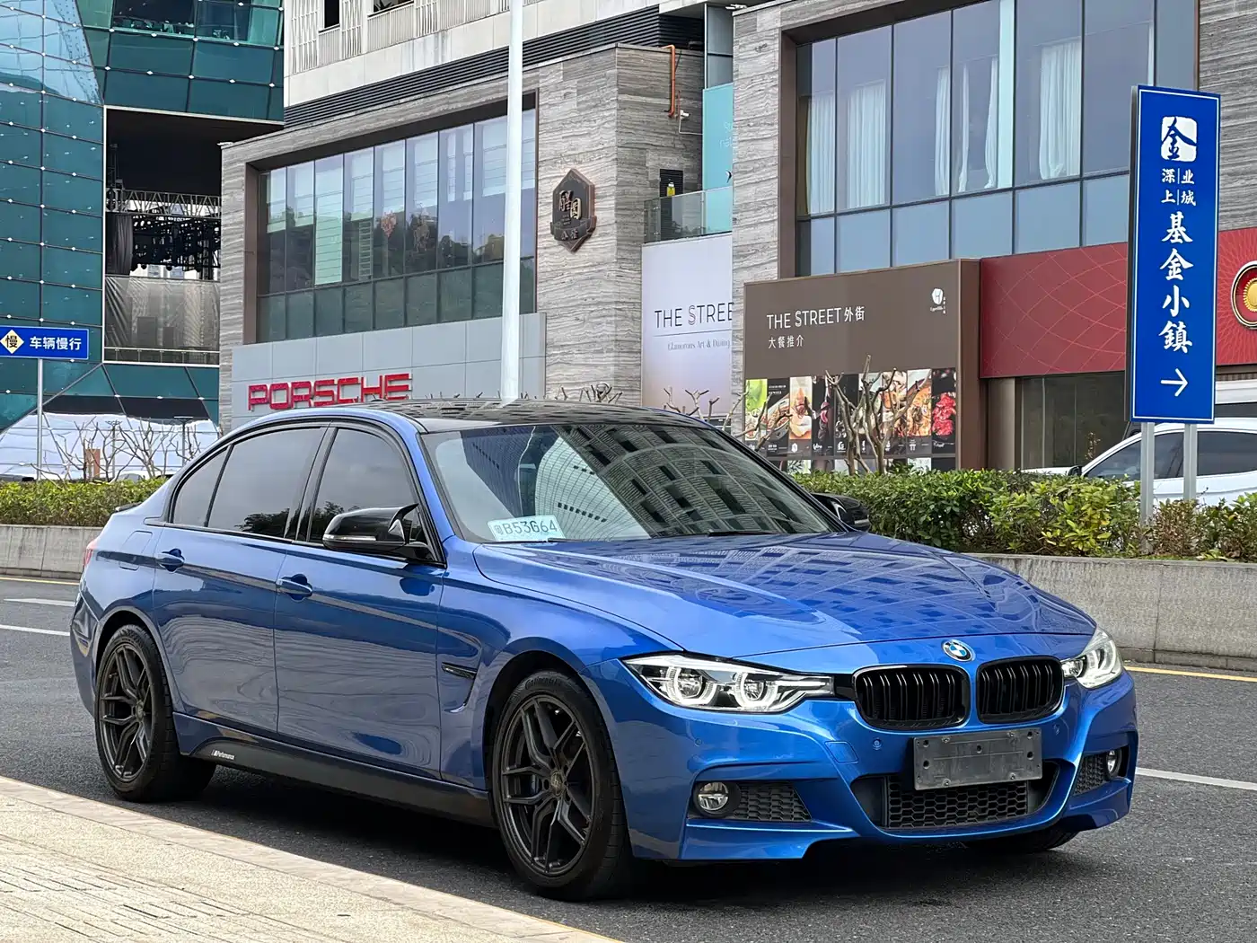 BMW 3 Series 2017 320Li M Sport фото 2