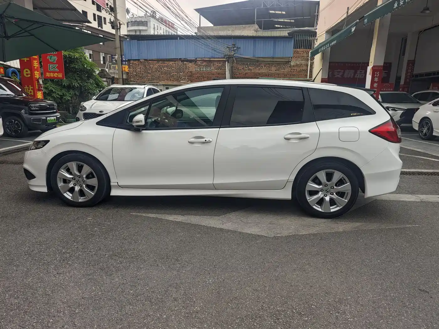 Photo 7 - Honda Jade
