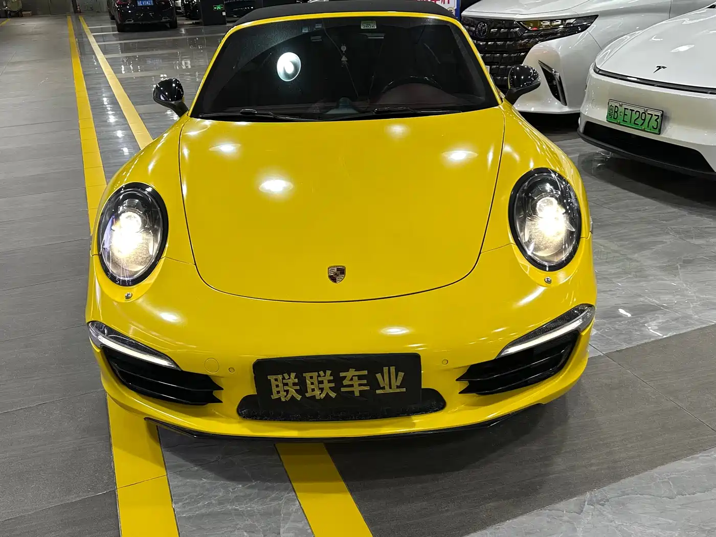 Porsche 911 2013 Carrera 4 Cabriolet 3.4L фото 17