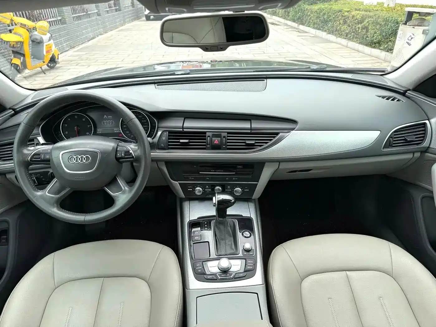 Audi A6L 2012 TFSI Standard фото 5