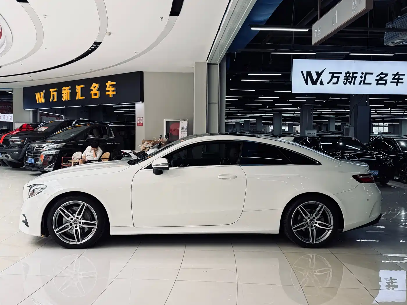 Mercedes-Benz E-Class (Import) 2019 E 200 Coupe фото 6