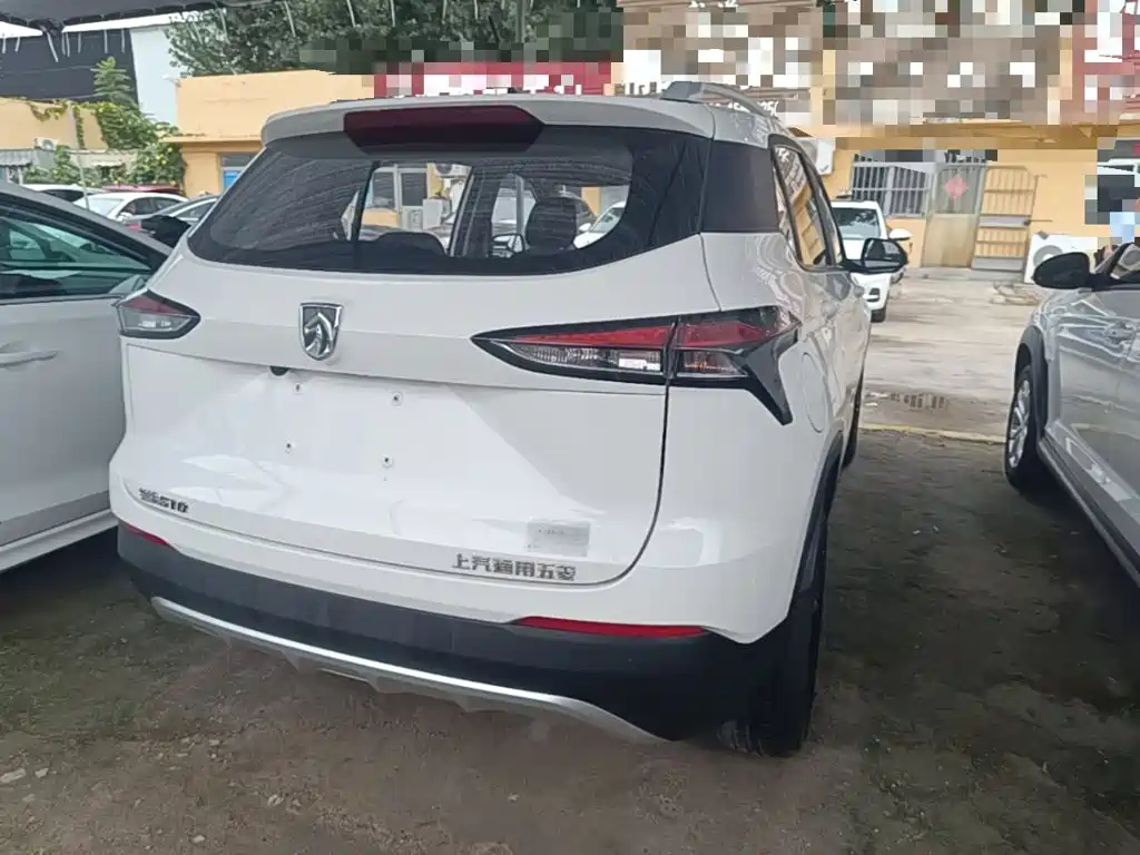Baojun 510 2019 2019 1.5L Manual Sport Edition 77kW China VI