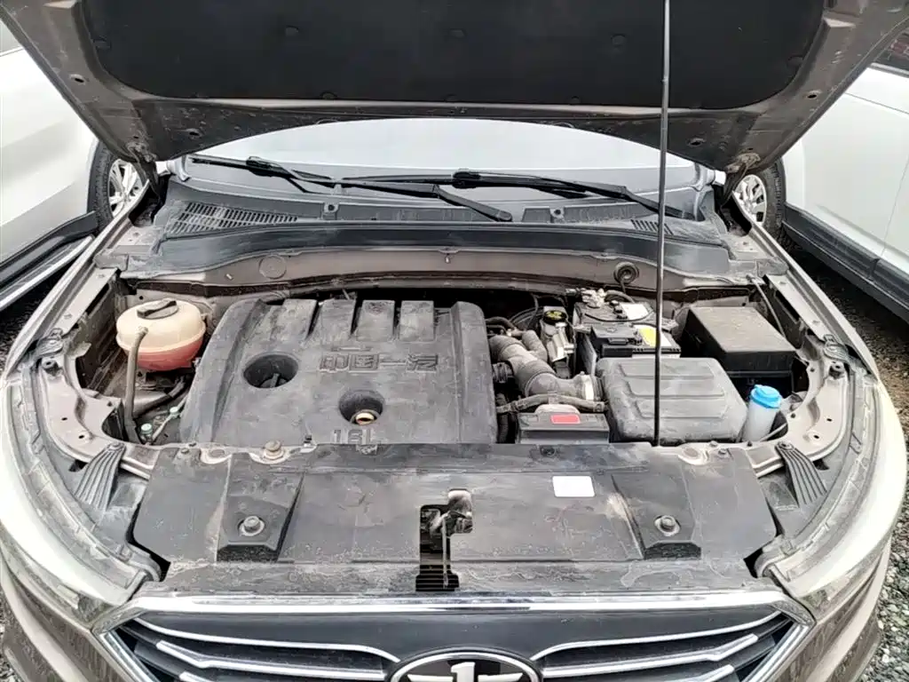 Besturn X40 2018 2017 1.6L Automatic Luxury