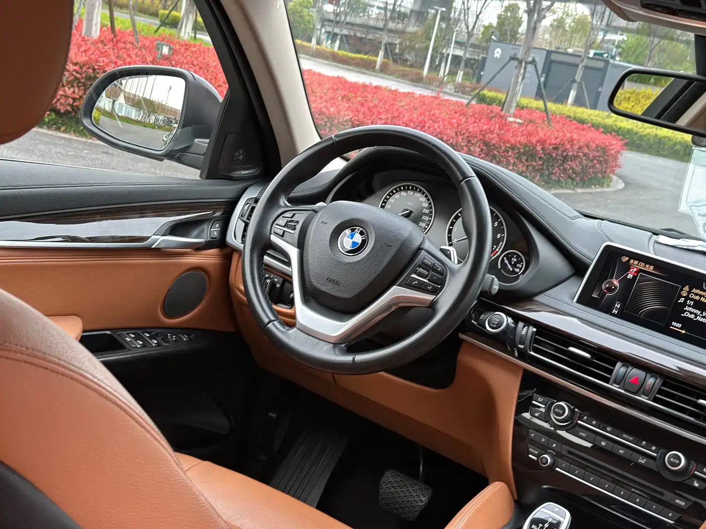BMW X6 2015 xDrive35i Luxury Model фото 14