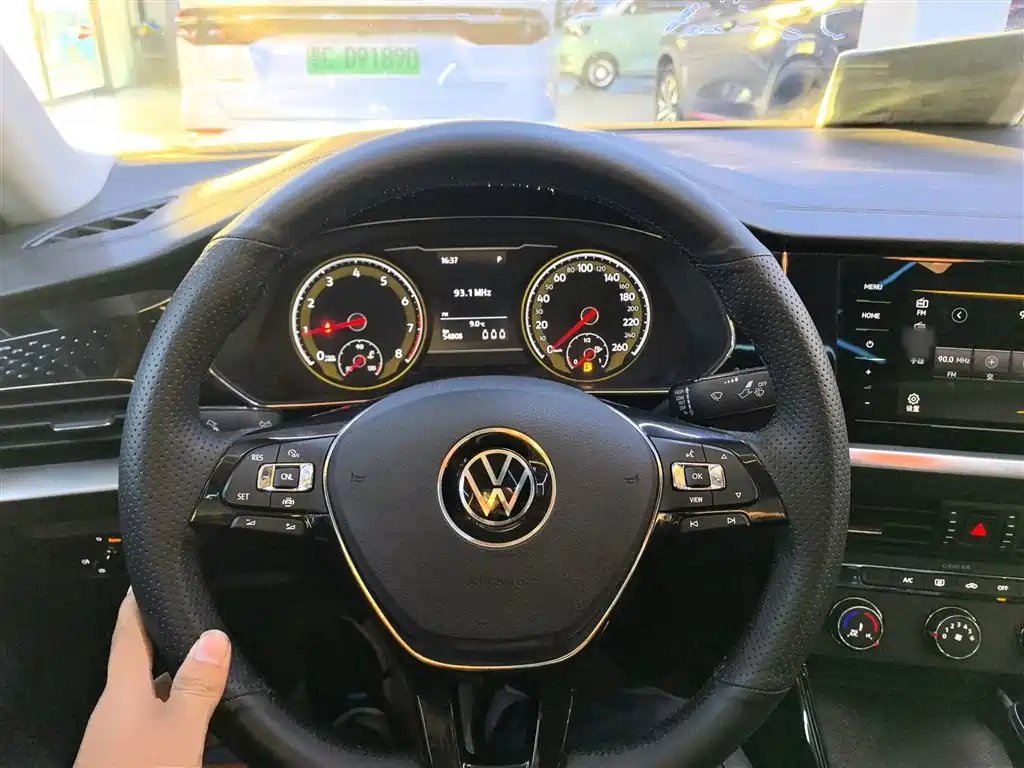 Volkswagen Passat 2021 Model 330TSI Elite Edition фото 11