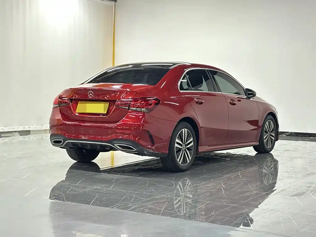 Фото 6 - Mercedes-Benz A-Class