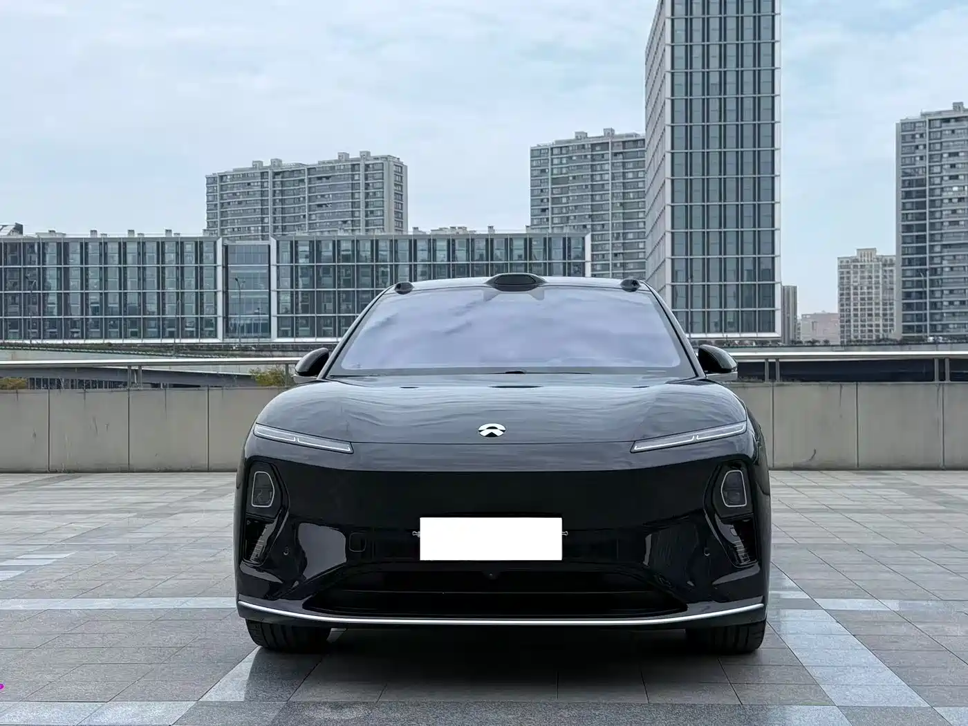 NIO NIO ET9