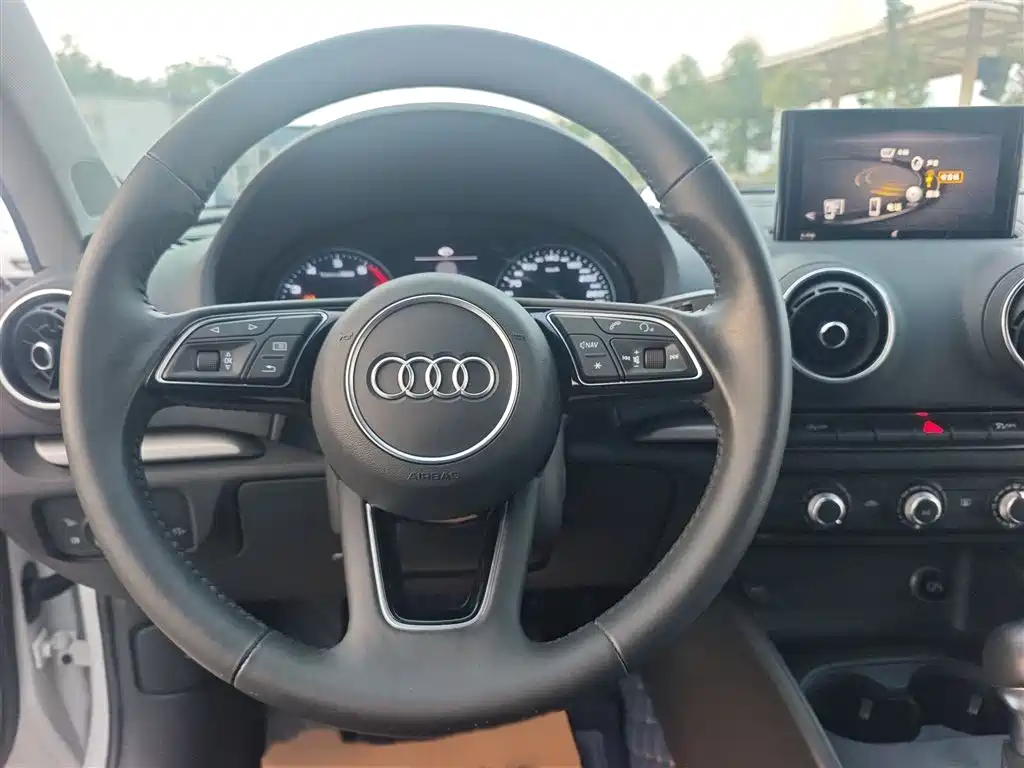 Audi A3 2019 Limousine 35 TFSI Progressive China V фото 3