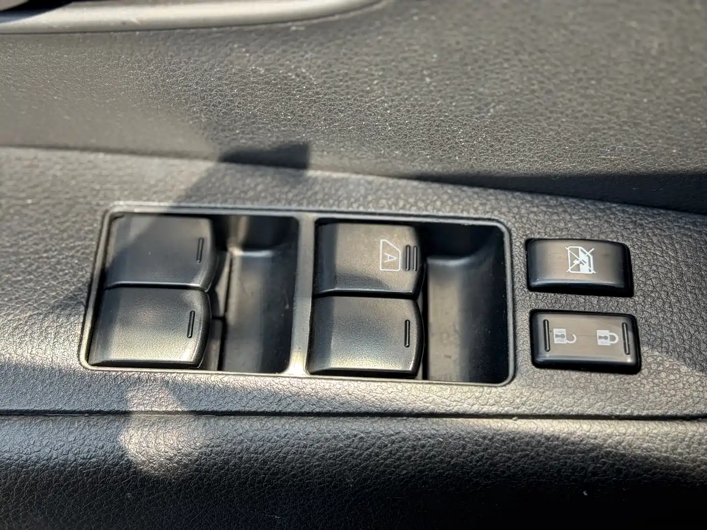 Nissan Livina 2014 2013 1.6XE CVT Comfort