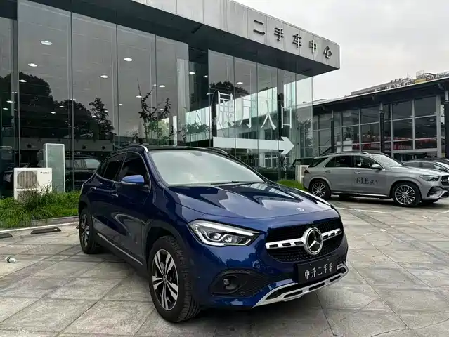 Mercedes-Benz GLA 2020 GLA 200 — фото 3