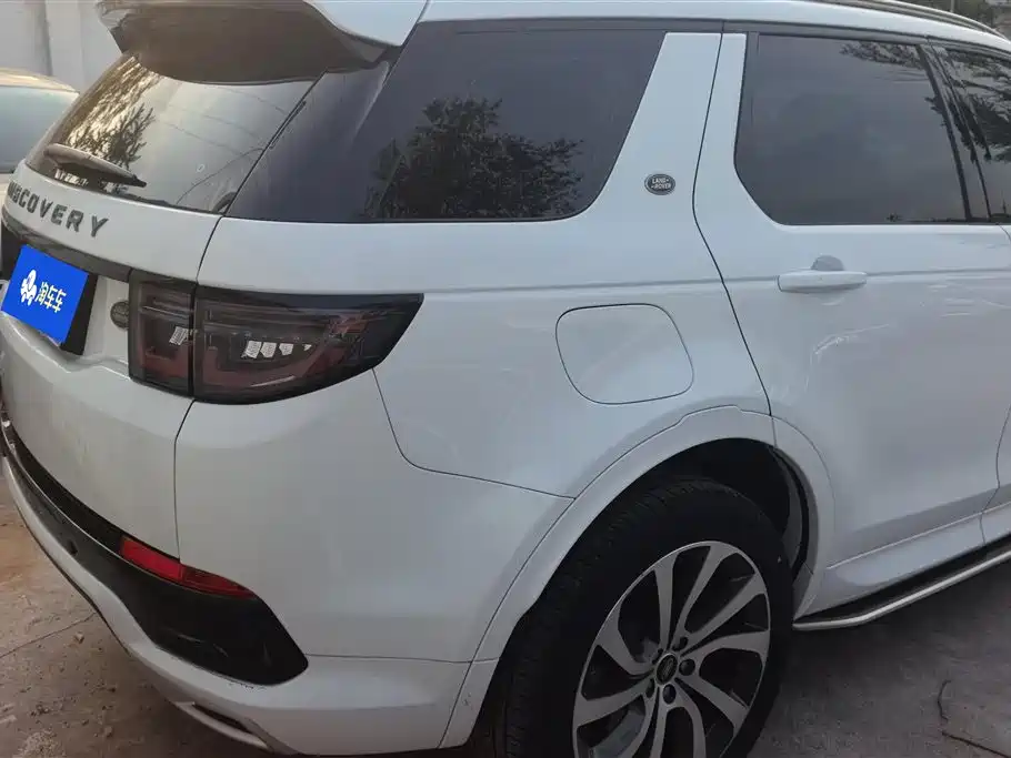 Land Rover Discovery Sport 2022 Model 249PS R-Dynamic SE Performance Tech Edition 5-Seater фото 3