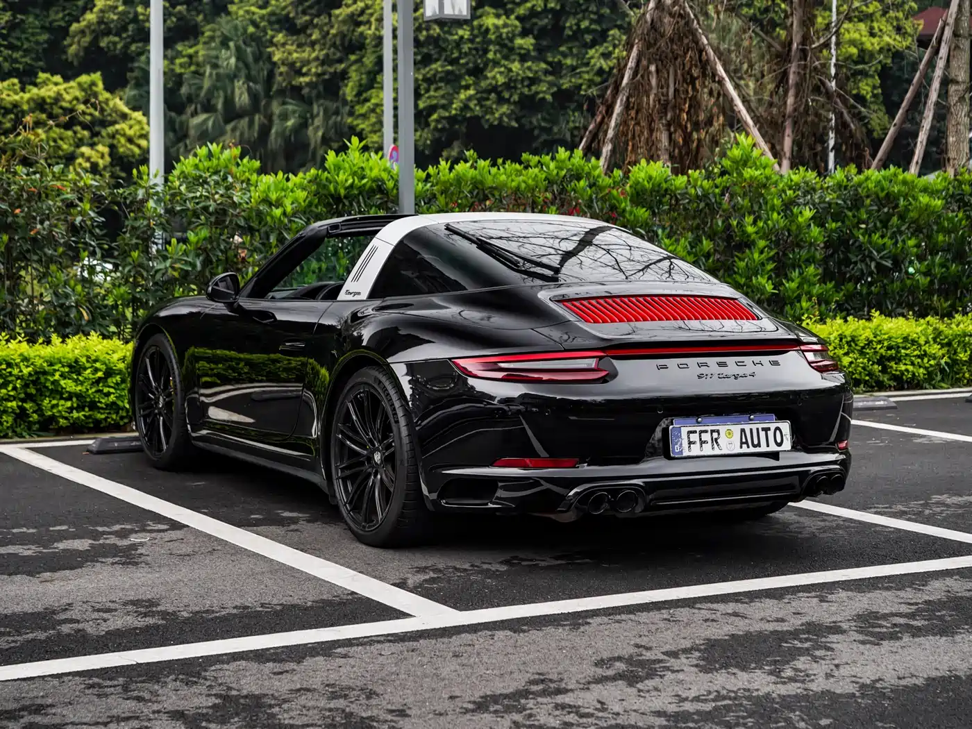 Porsche 911 2016 Targa 4 3.0T фото 32