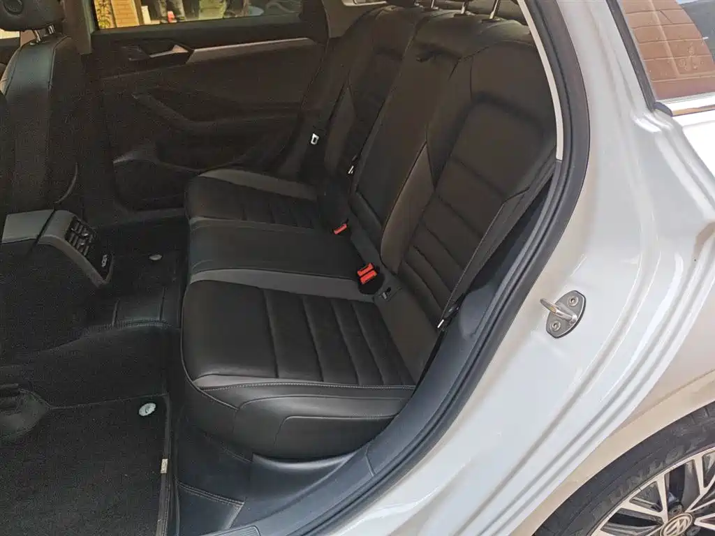 Volkswagen Sagitar 2021 280TSI DSG Comfort Smart Connect Edition фото 14