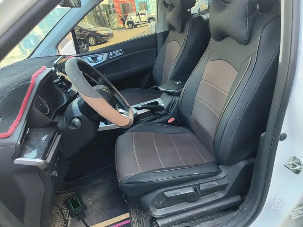 Wuling Motors Wuling Jiachen 2024 2022 1.5L Manual Joy Elite