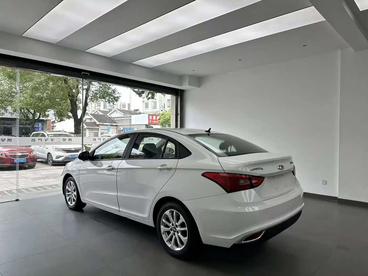 Фото 7 - Chery Arrizo 5