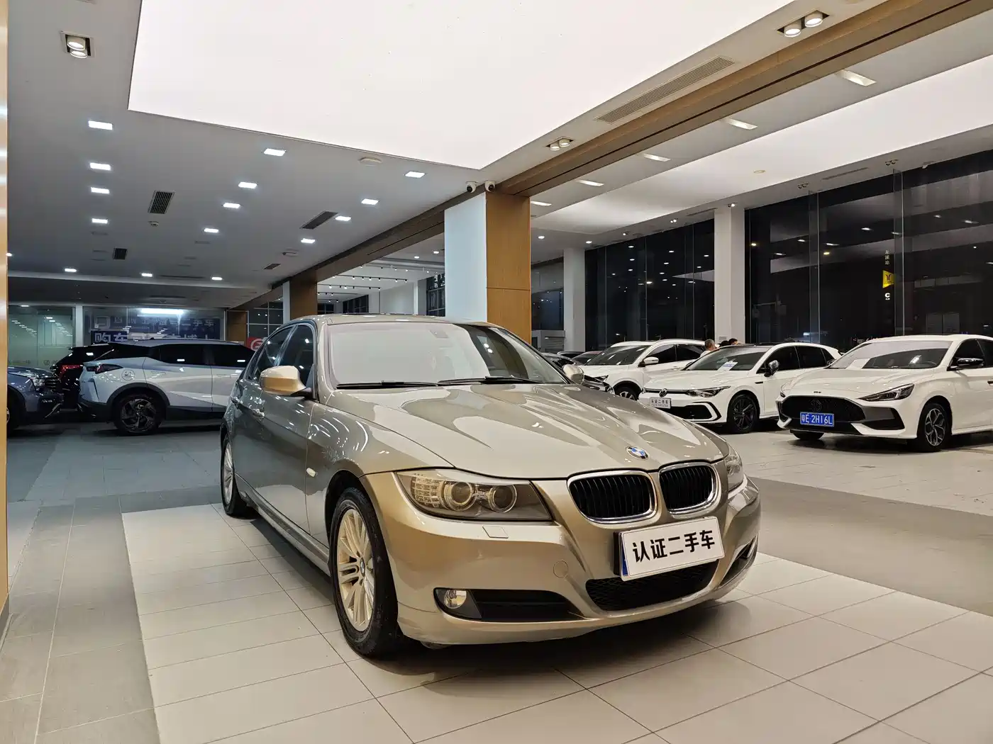 BMW 3 Series 2011 320i Fashion фото 4