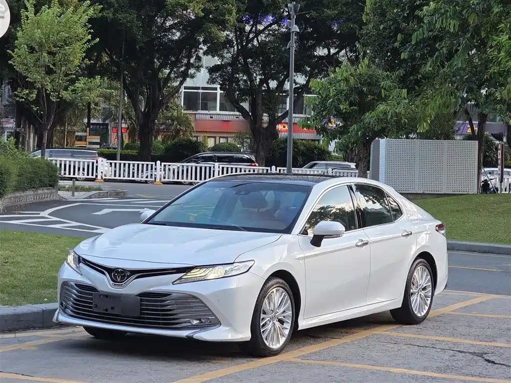 Toyota Camry 2019 Facelift 2.5G Luxury Edition фото 26