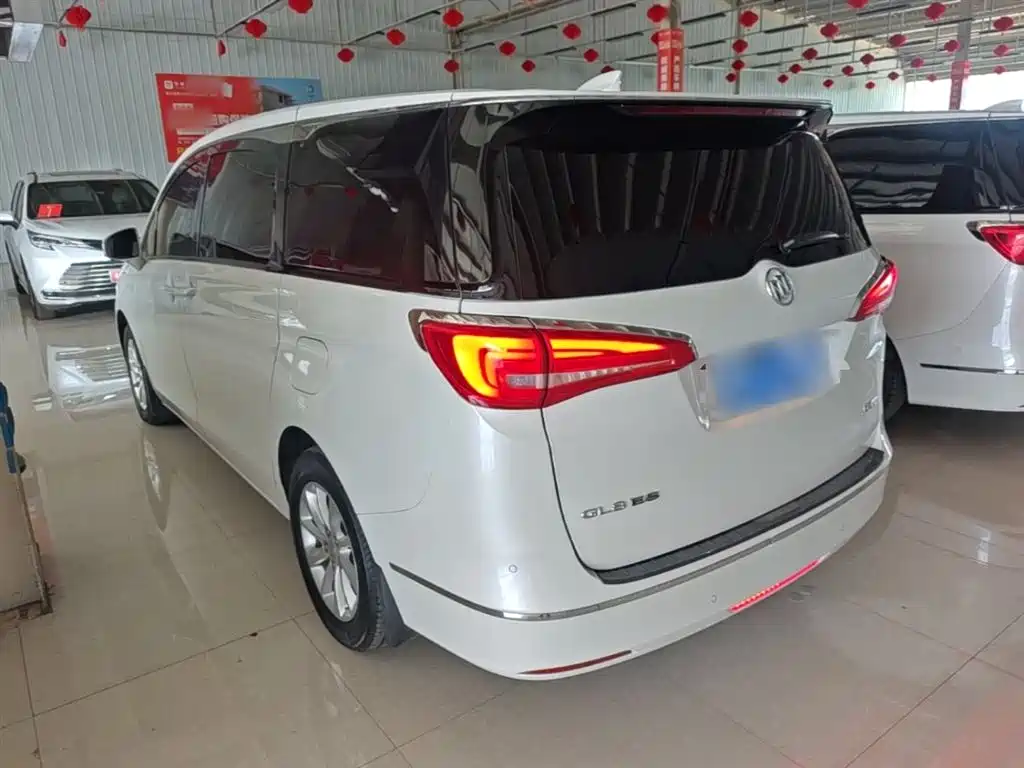 Buick GL8 2017 ES 28T Comfort Type China V фото 5