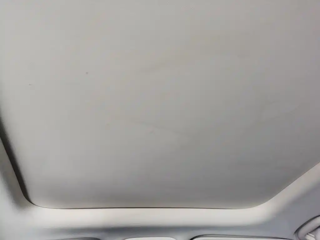 Photo 18 - Buick Envision Plus