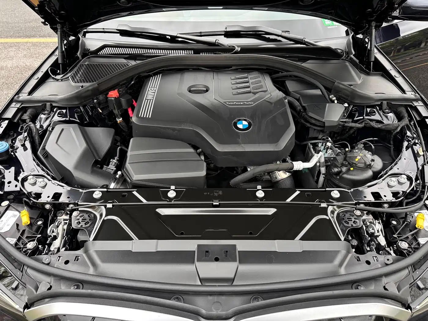 BMW 3 Series 2023 325Li M Sport Package фото 23