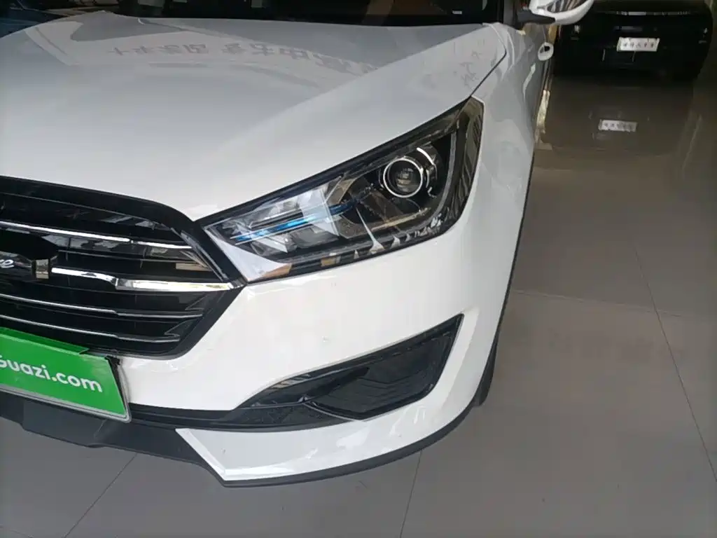 Zotye T300 2023 2023 T300L 1.5L Manual Standard Edition