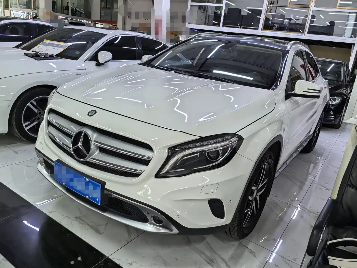 Mercedes-Benz GLA 2015 2015 GLA 200 Fashion
