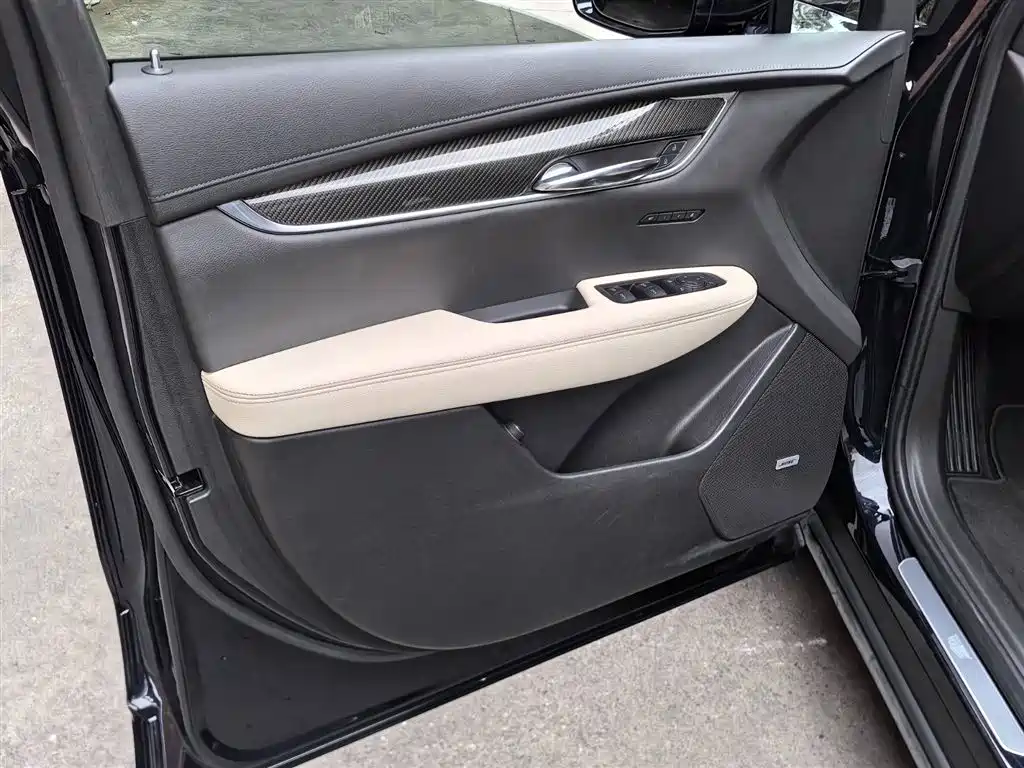 Cadillac XT6 2020 Facelift 28T 6-Seater Luxury фото 11