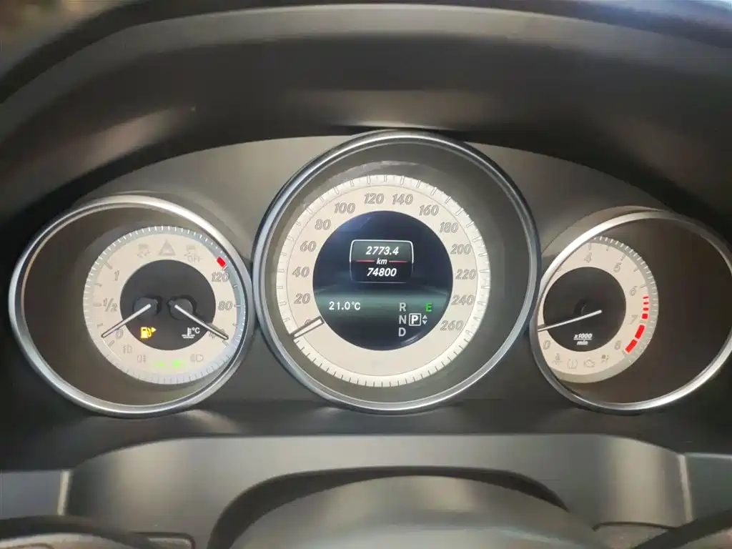 Mercedes-Benz E-Class (Import) 2014 E 260 Coupe фото 12