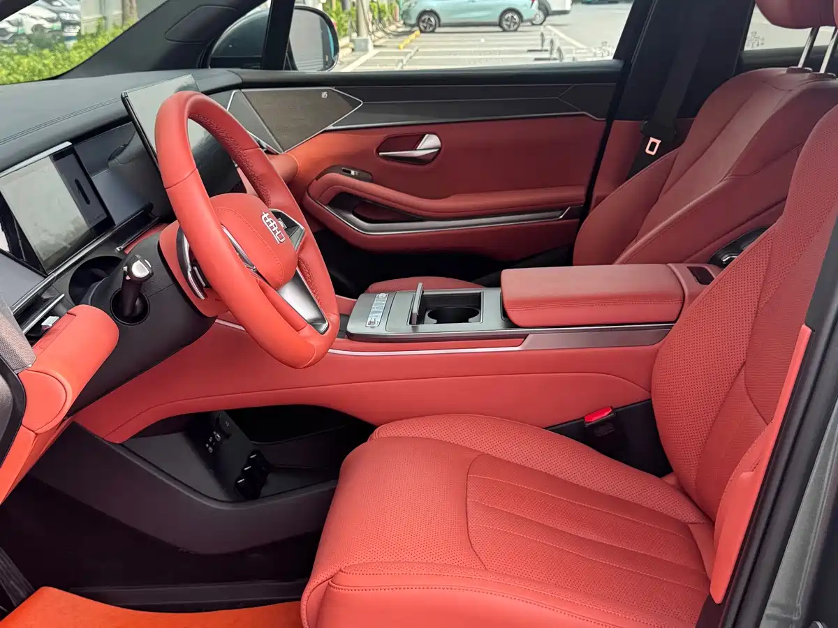 BYD Tang L 2025 2025 DM 175KM Drone Player Edition