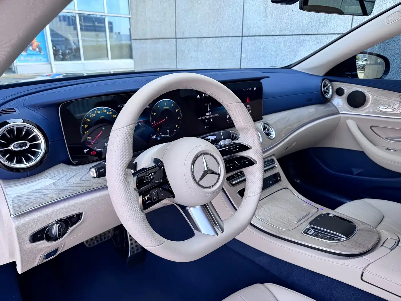 MERCEDES-BENZ E CLASS