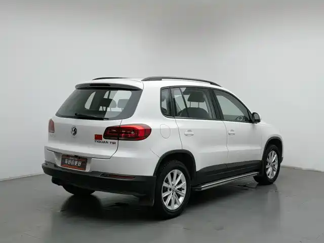 Volkswagen Tiguan 2015 1.8TSI Automatic 2WD Comfortline — фото 2