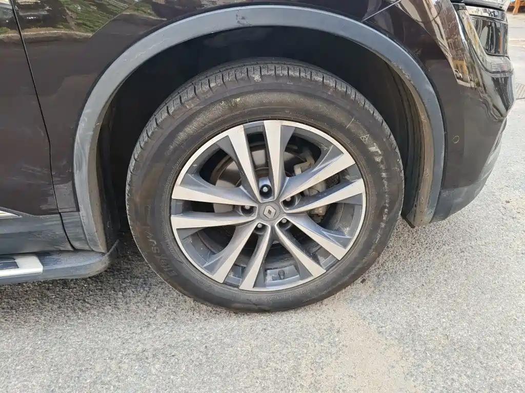 Renault Koleos 2019 2018 2.5L 4WD Supreme Edition