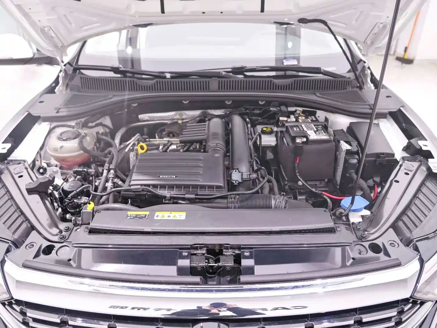 Volkswagen Sagitar 2023 280TSI DSG Beyond Lite фото 26