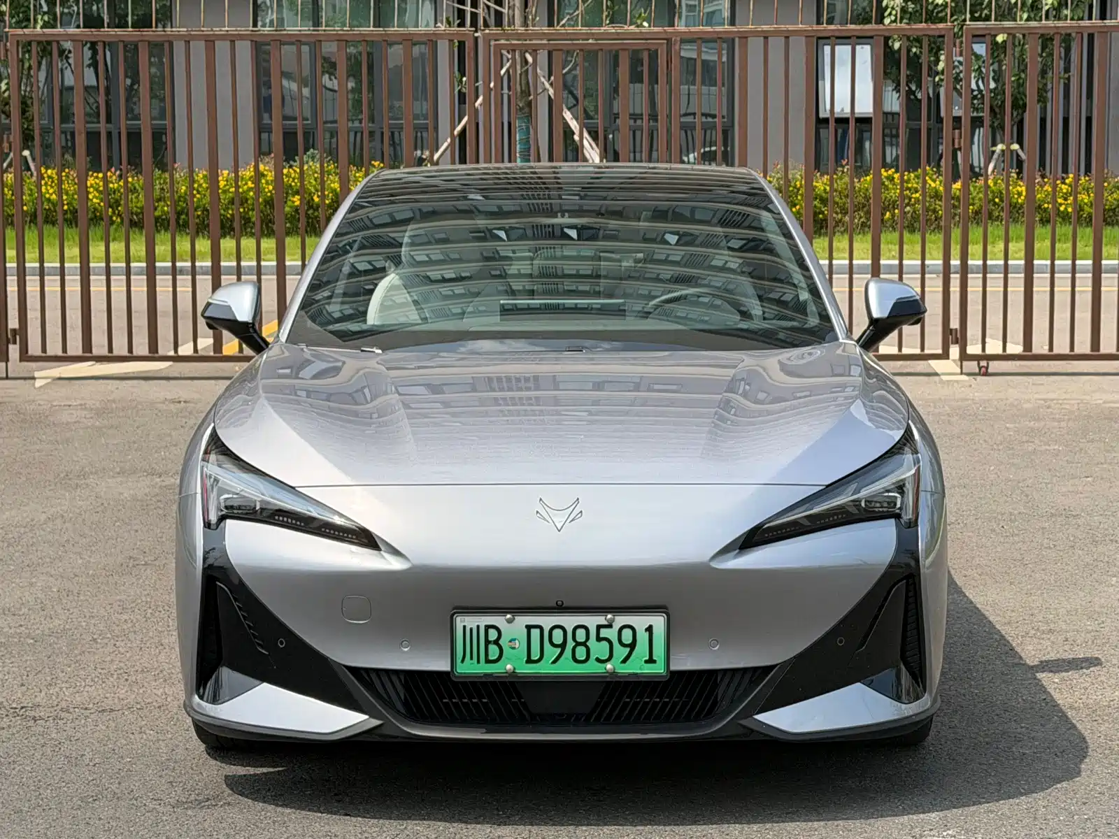 Фото 1 - ARCFOX Alpha S5