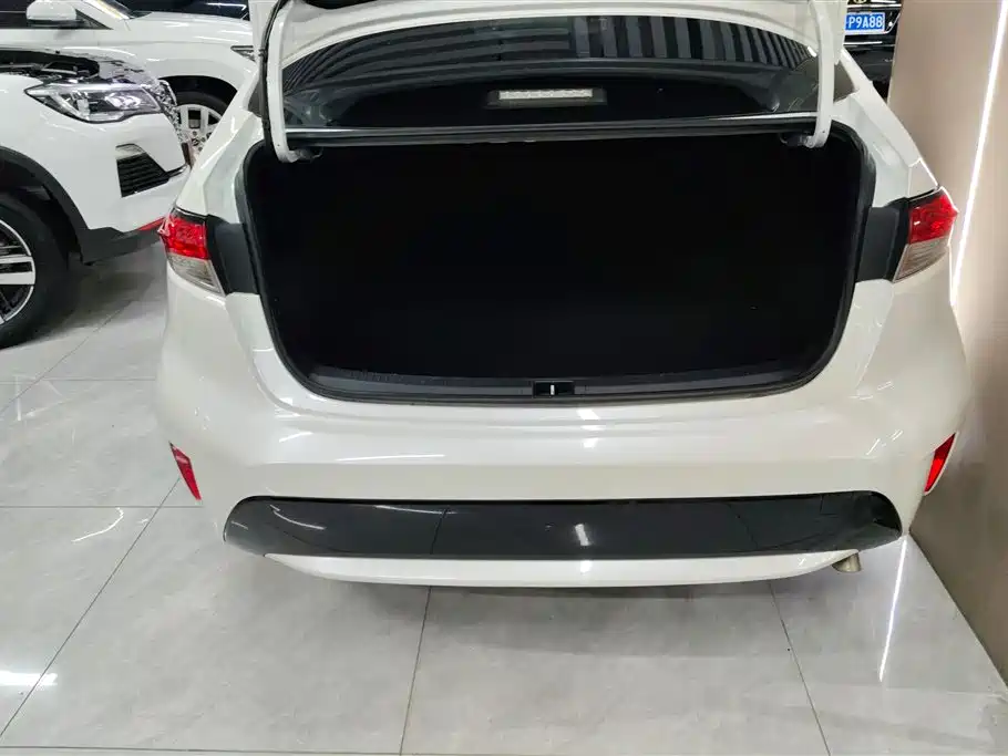 Toyota Levin 2019 185T CVT Luxury Edition China V фото 4