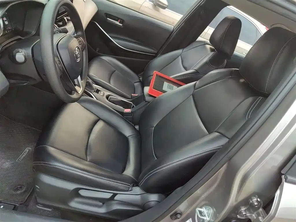 Toyota Corolla 2021 Hybrid 1.8L E-CVT Pioneer Edition фото 7