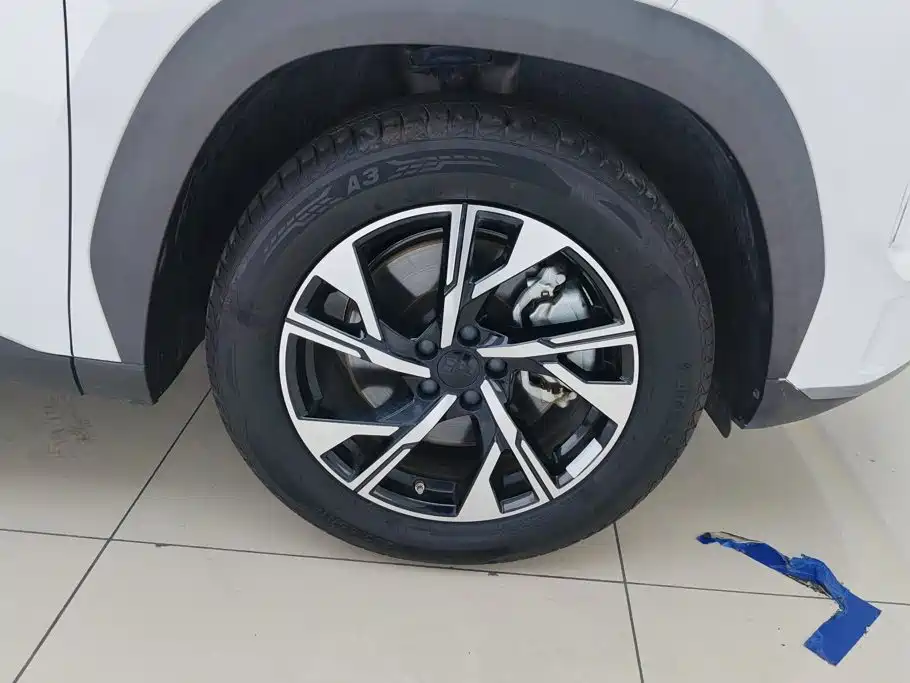 Фото 6 - Geely Galaxy Galaxy L7