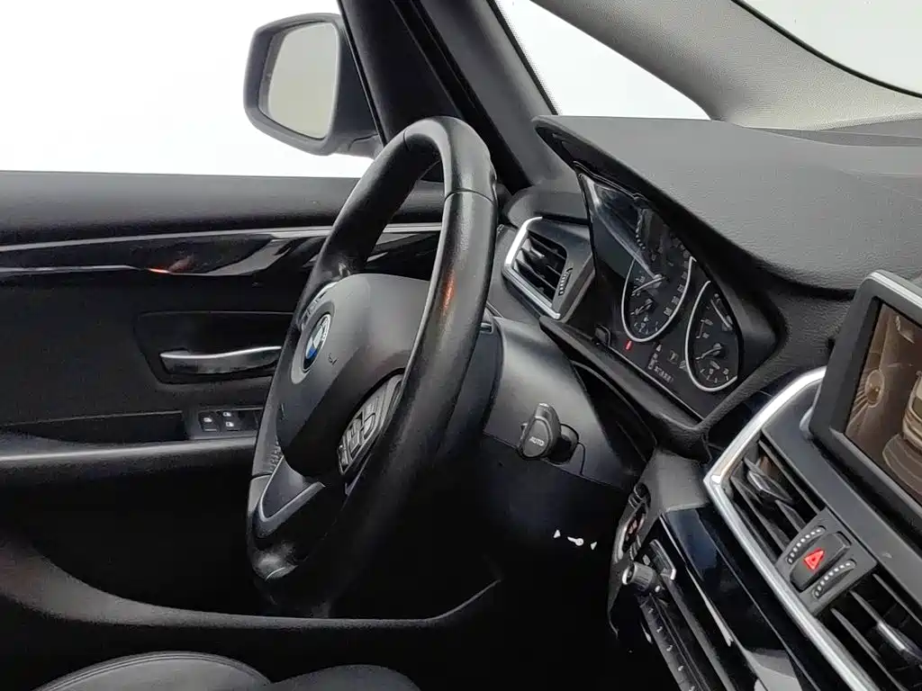 BMW 2 Series Touring 2016 2016 218i Sport Design Package