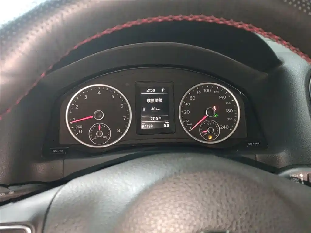 Volkswagen Tiguan 2016 Model 300TSI Automatic 2WD Comfort Edition фото 12