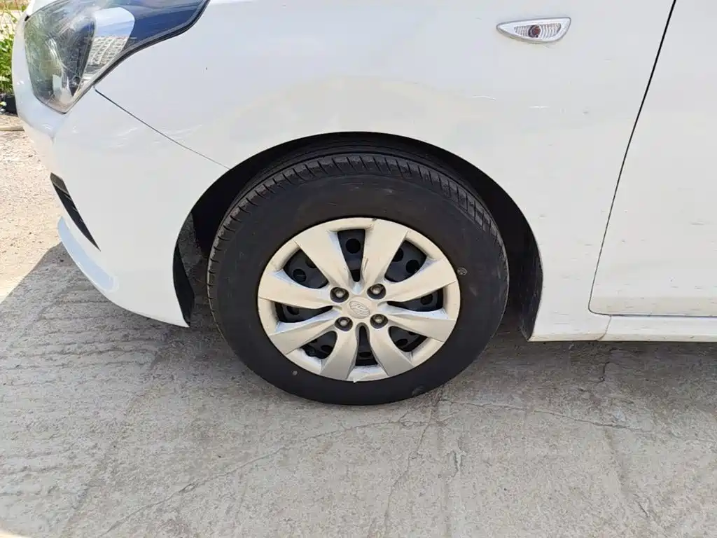Фото 23 - Hyundai Verna