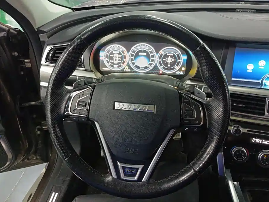 Photo 15 - Haval H7