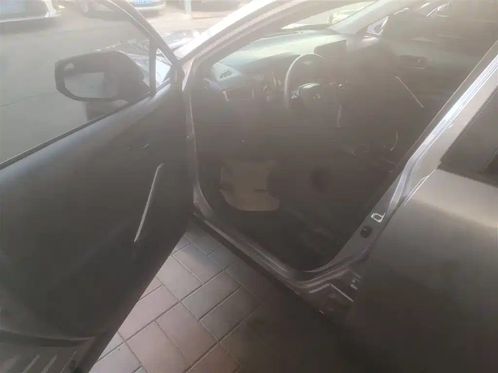 Toyota Corolla Cross 2022 2.0L Elite Edition фото 13