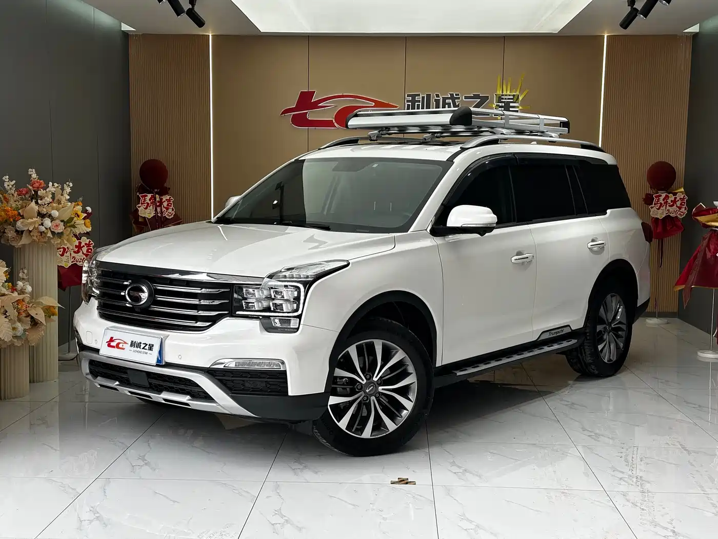 GAC Trumpchi Trumpchi GS8 2017 320T 2WD Luxury Smart Connect (7-seater)