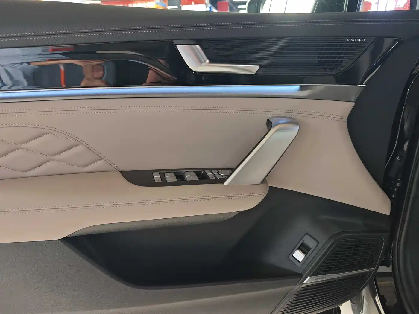 BYD Tang New Energy 2025 Smart Driving Edition DM-i 115KM Flagship фото 11
