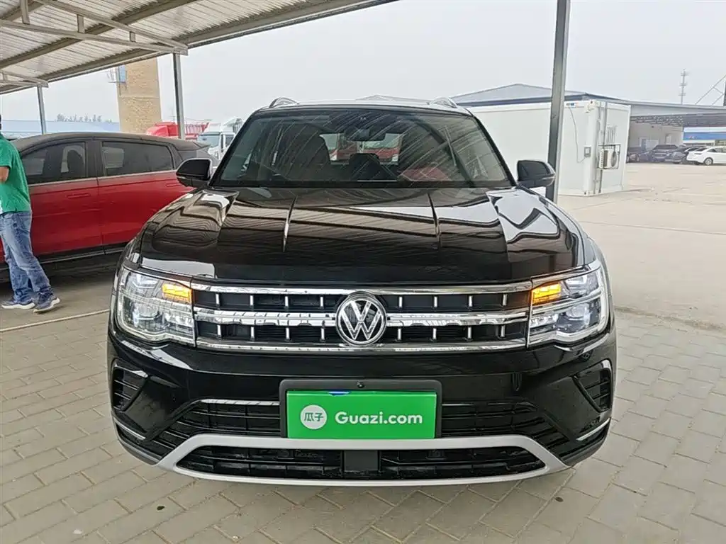Volkswagen Teramont 2024 380TSI 4WD Dragon Glory Edition фото 3