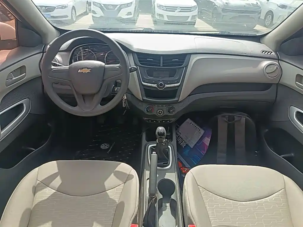 Chevrolet Sail 2016 Sail 3 1.3L Manual Comfort Sunroof Edition фото 10
