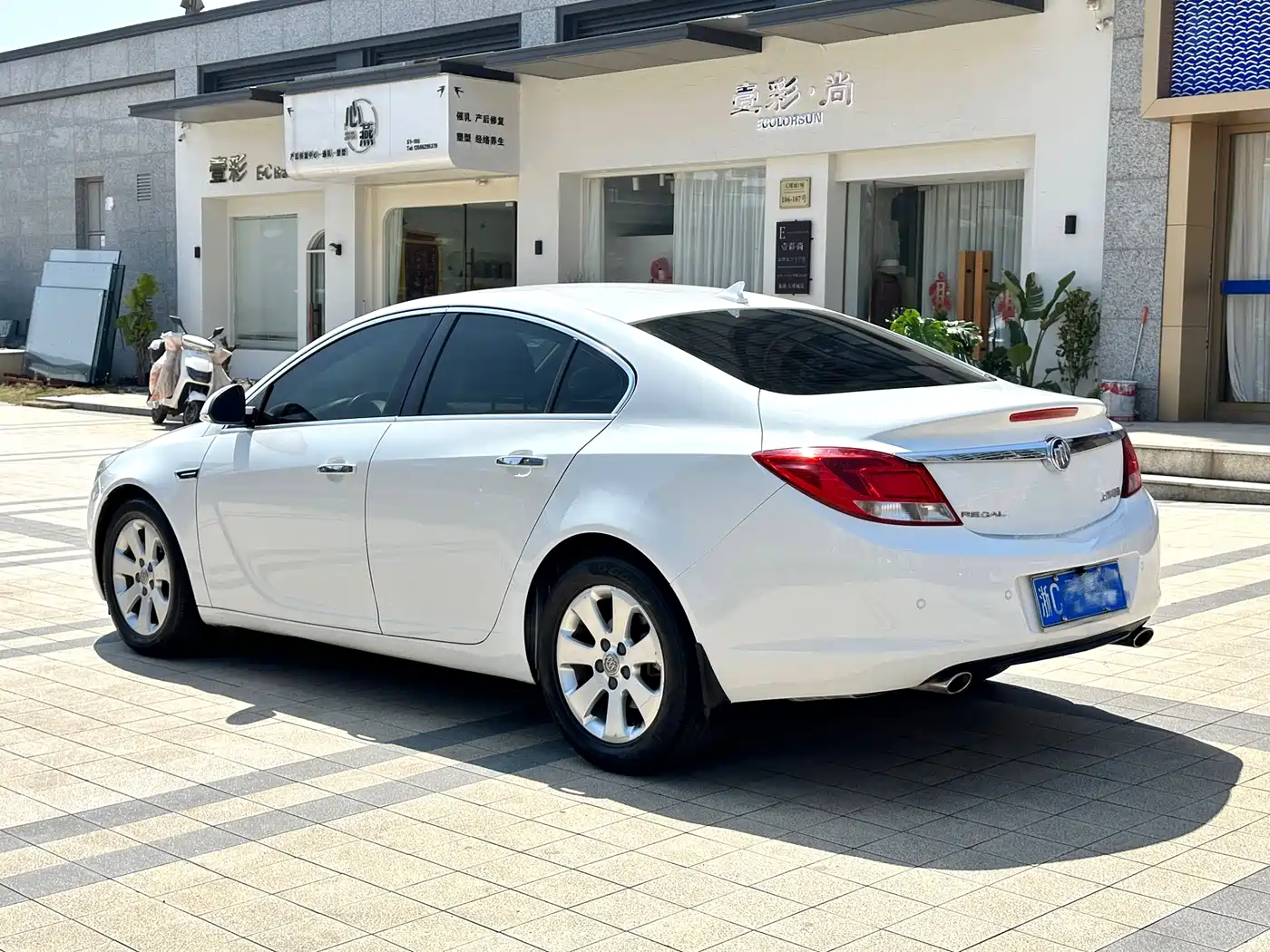 Buick Regal 2012 Model 2.0L Luxury фото 16